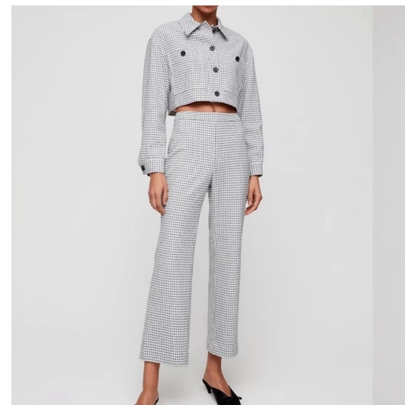 Aritzia Pants - Aritzia Wilfred Kick Flare Pant Sz 4